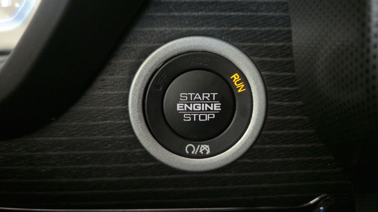 Used 2023 RAM 1500 Limited AWD/4WD image 17