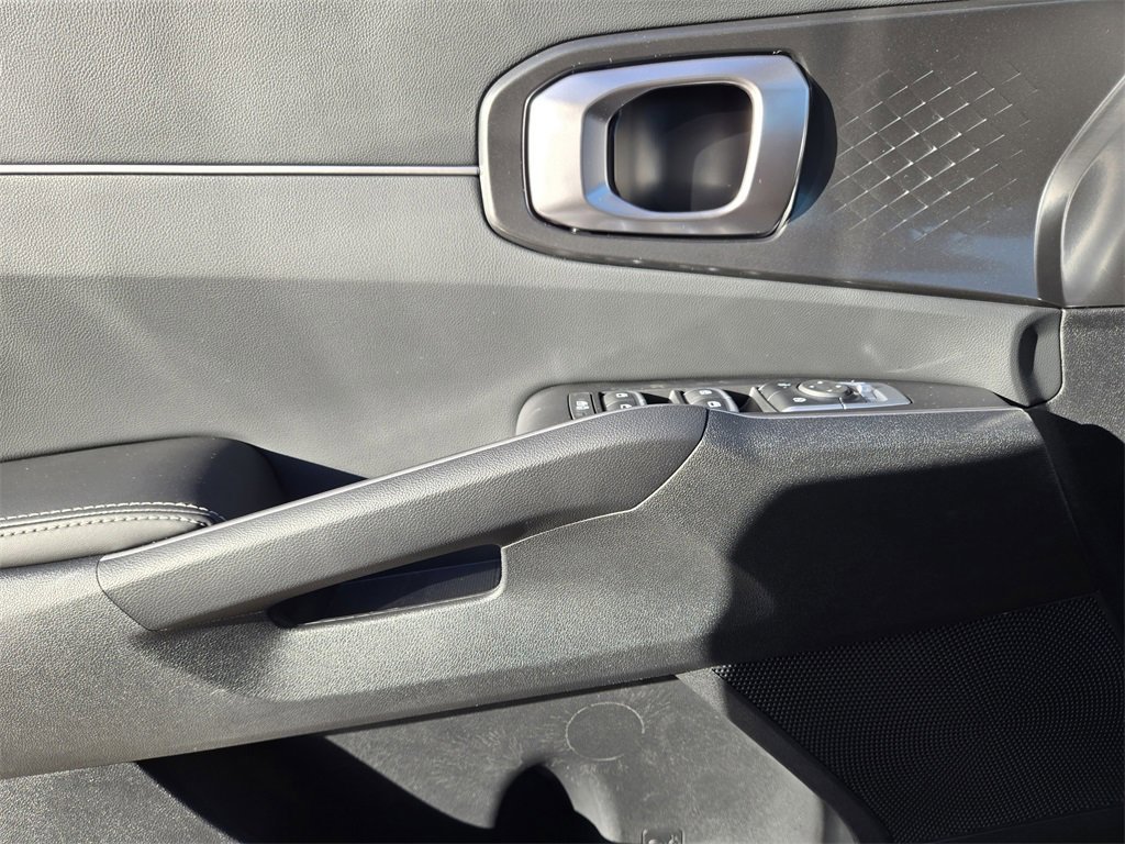 New 2026 Kia Sorento S w/ S Panoramic Sunroof Package image 32