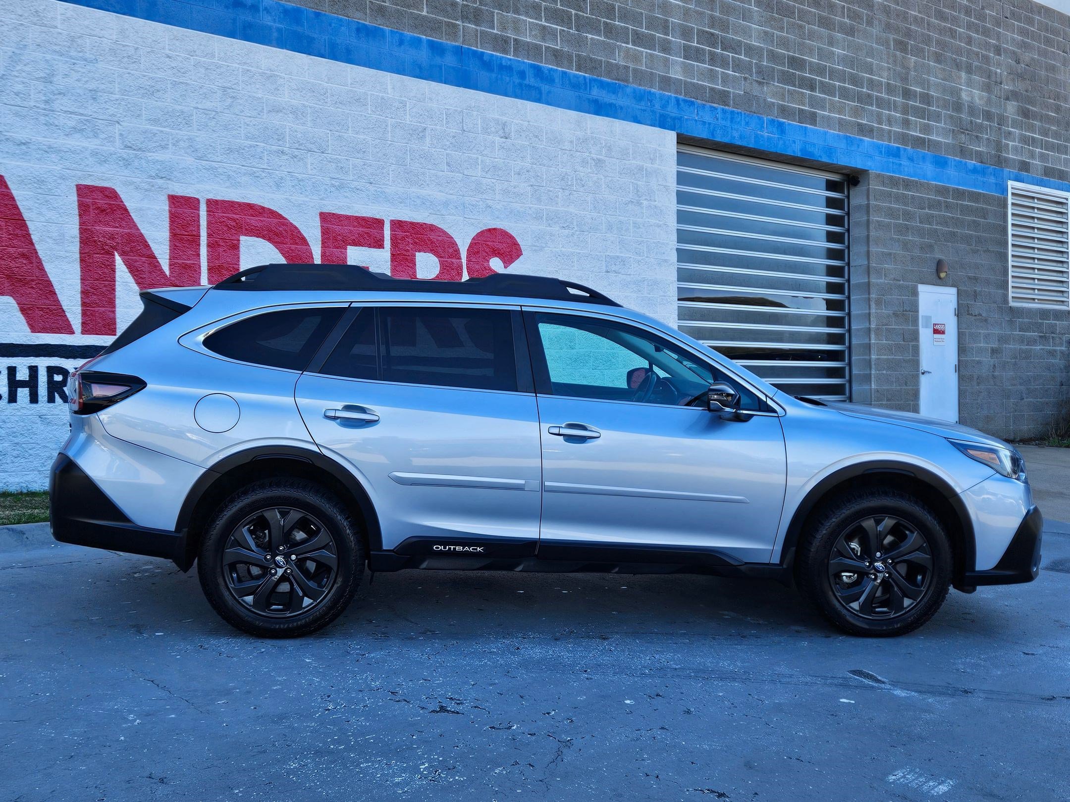 Used 2021 Subaru Outback Onyx Edition XT w/ Popular Package #2 image 8