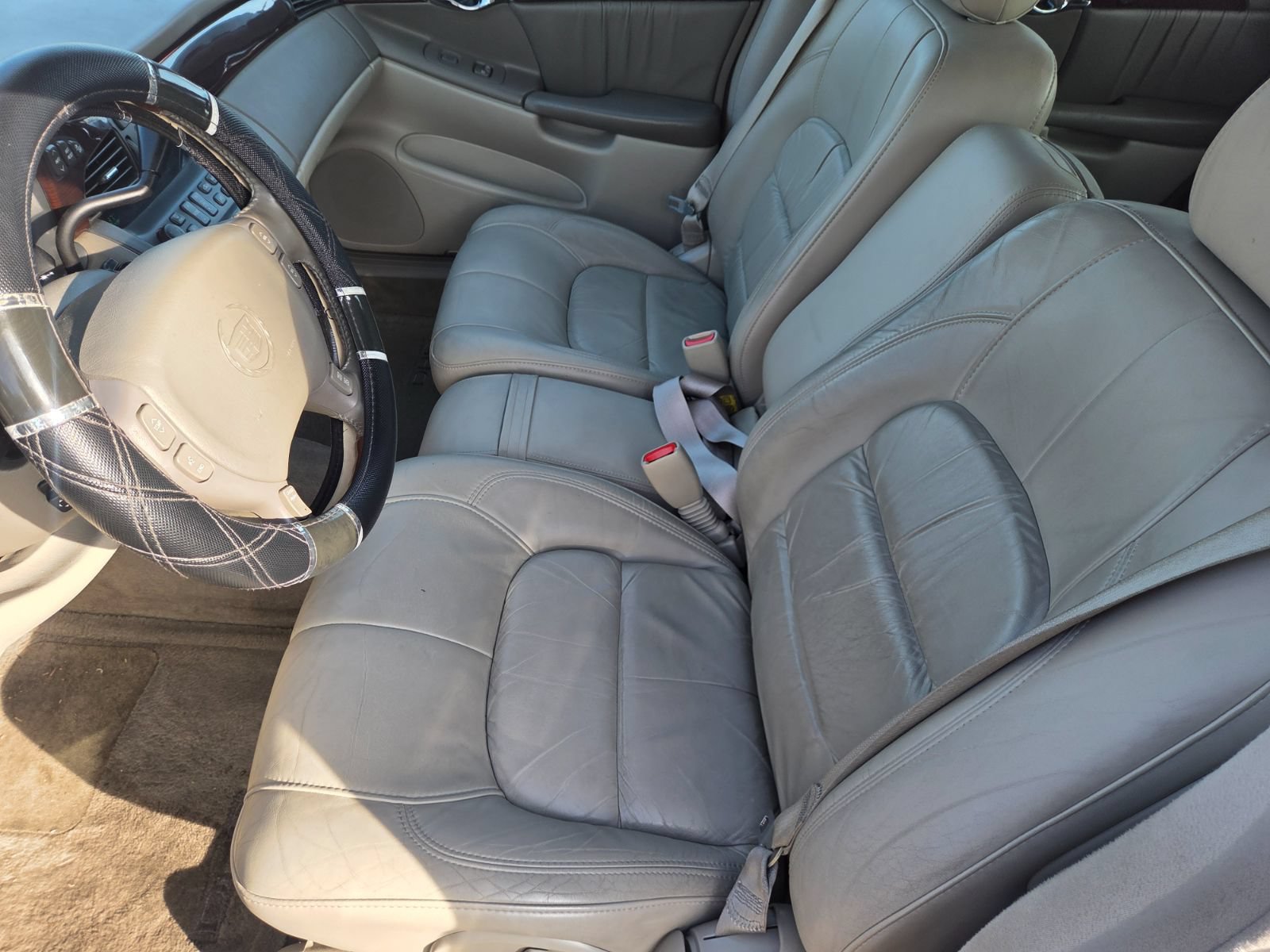 Used 2002 Cadillac De Ville DHS w/ Safety/Security Pkg FWD image 9