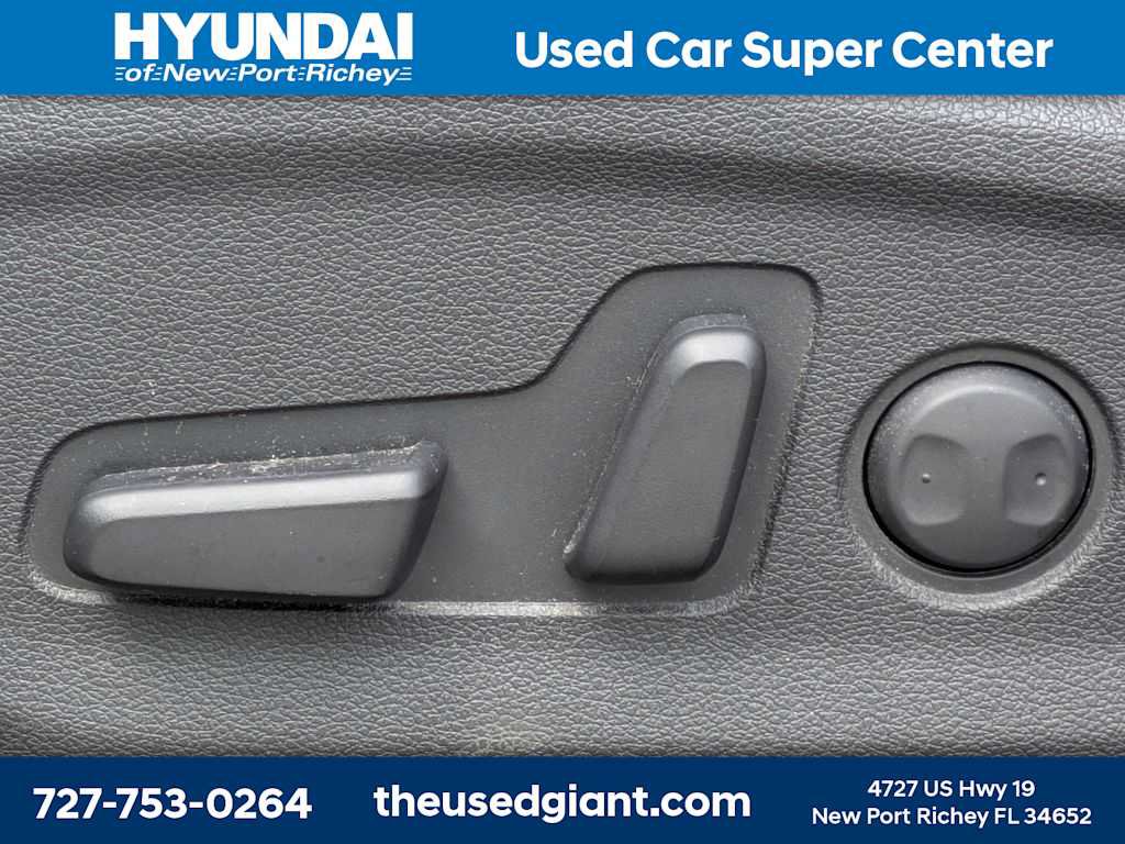 Used 2019 Hyundai Tucson Value FWD image 20