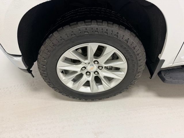Certified 2021 Chevrolet Silverado 1500 LTZ w/ Z71 Off-Road Package AWD/4WD image 19
