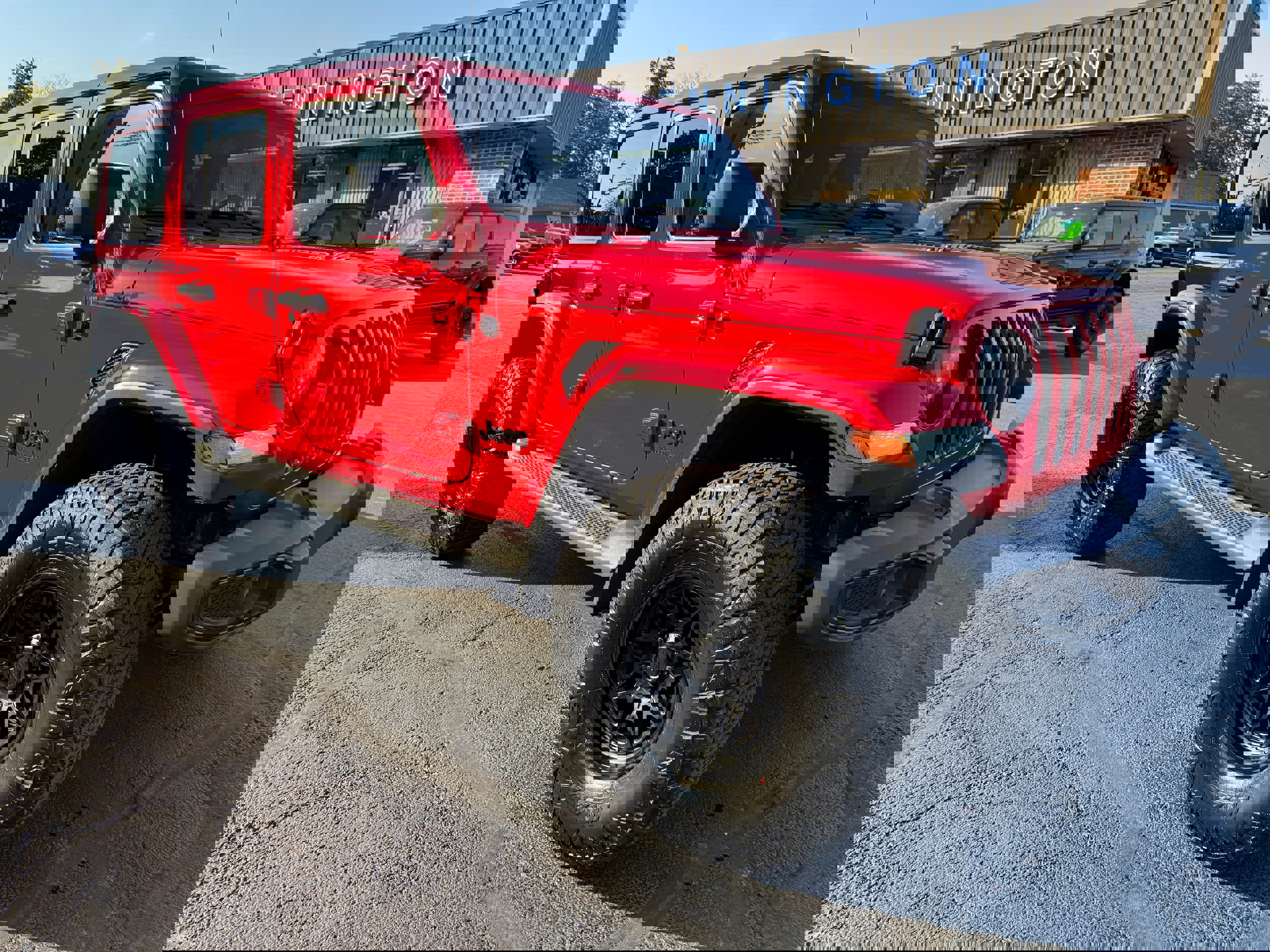 Used 2021 Jeep Wrangler Unlimited Sahara image 9