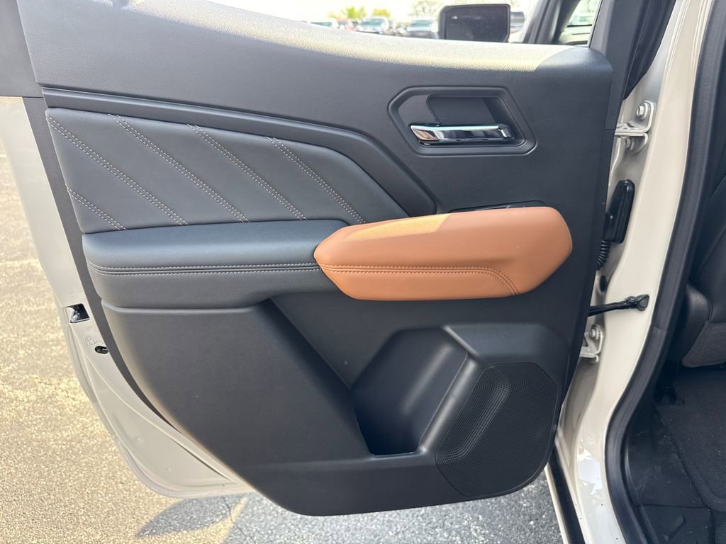 New 2026 GMC Canyon AT4 AWD/4WD image 32