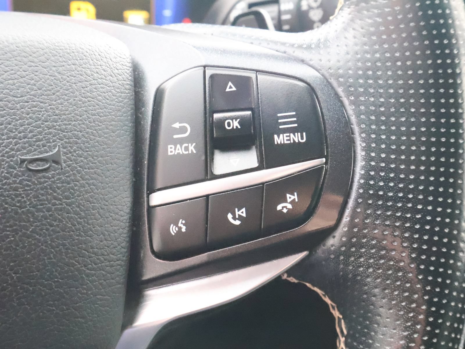 Used 2020 Ford Explorer ST w/ Premium Technology Package AWD/4WD image 35