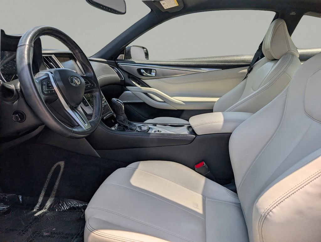 Used 2019 INFINITI Q60 3.0t Luxe w/ Essential Package AWD/4WD image 28