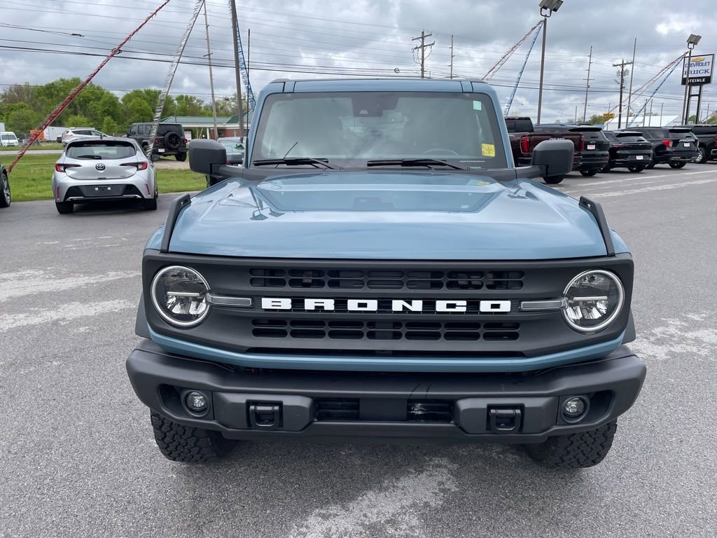 Used 2022 Ford Bronco Black Diamond AWD/4WD image 2