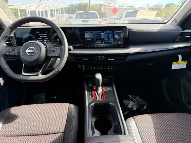 New 2026 Nissan Kicks SR w/ Cold Weather Package image 17