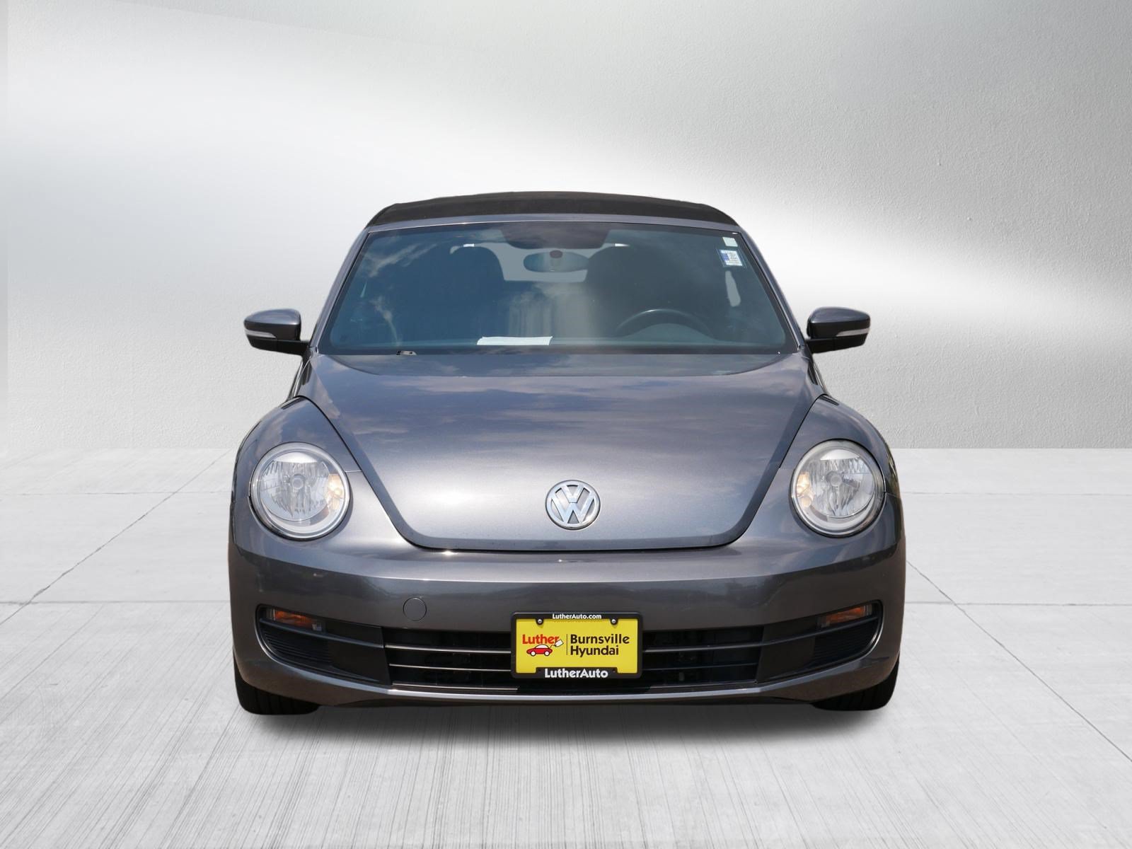 Used 2014 Volkswagen Beetle 1.8T FWD image 2