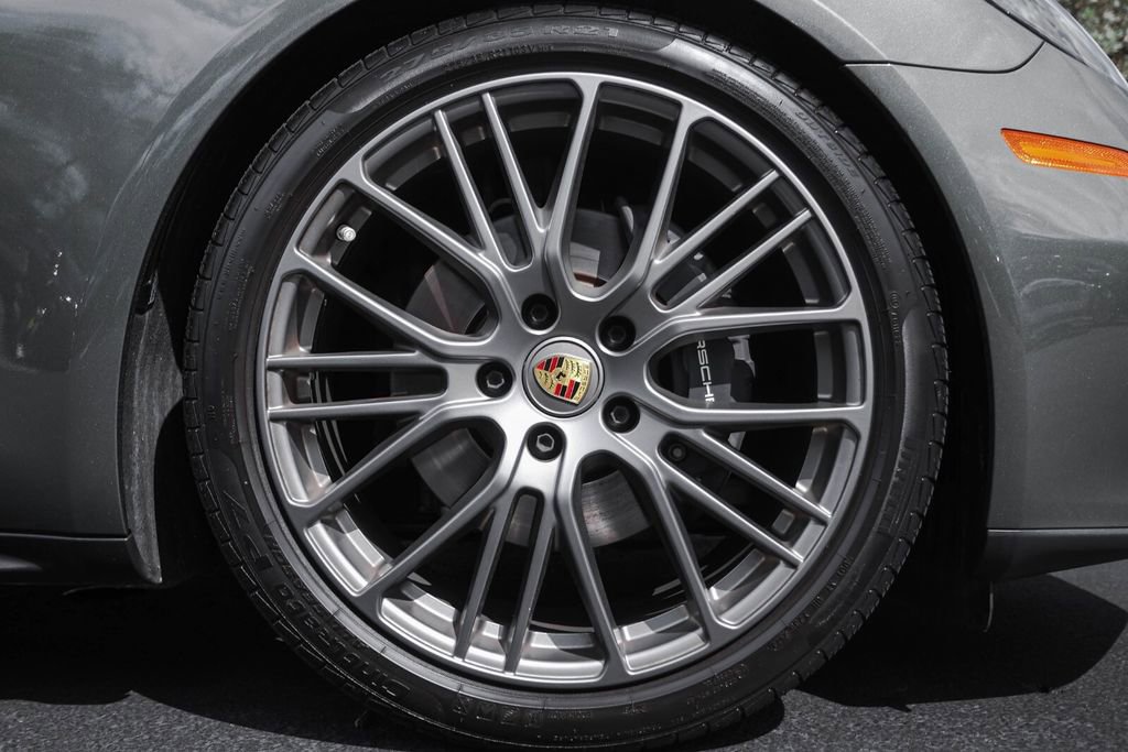 Used 2023 Porsche Panamera Platinum Edition image 12