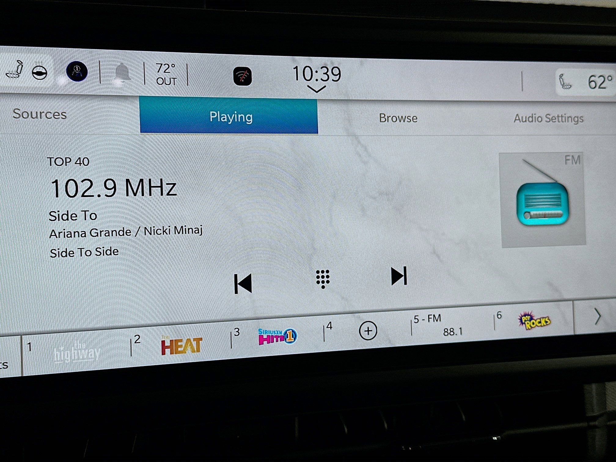 Used 2025 Jeep Wrangler Sahara image 21