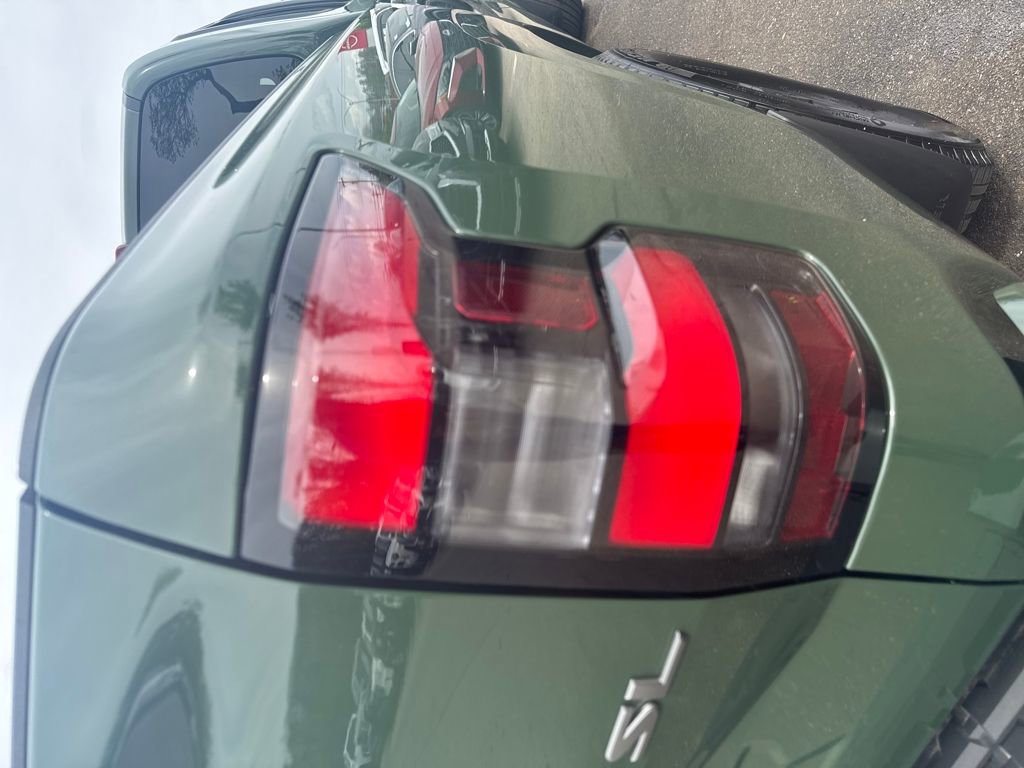 Certified 2024 Nissan Frontier SL image 43