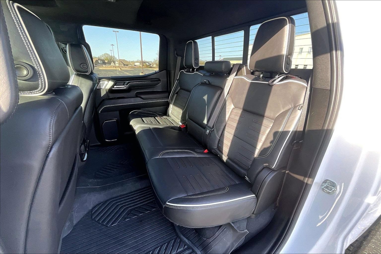 Used 2023 GMC Sierra 1500 AT4X w/ AT4X AEV Edition AWD/4WD image 18