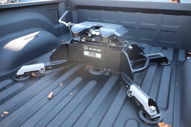 Used 2025 RAM 3500 Laramie image 41