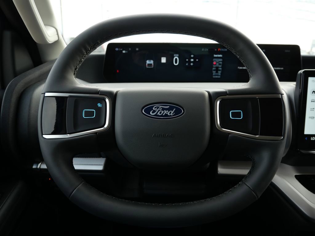 New 2026 Ford Expedition Active image 18