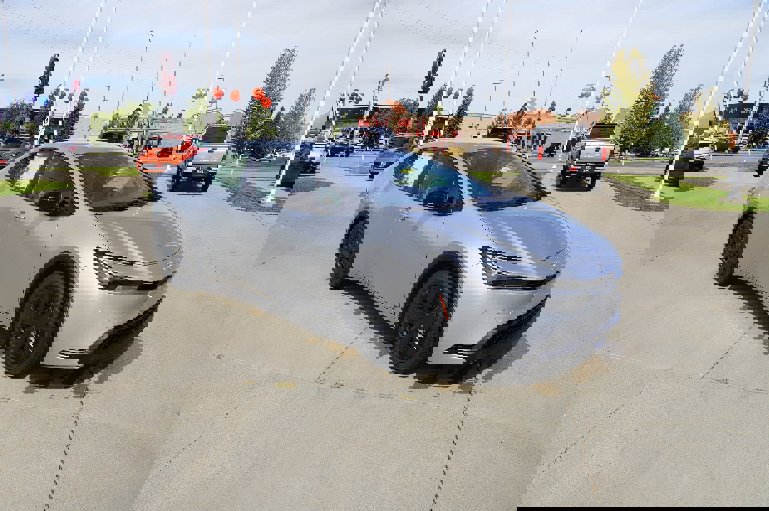 New 2026 Toyota Prius LE image 2