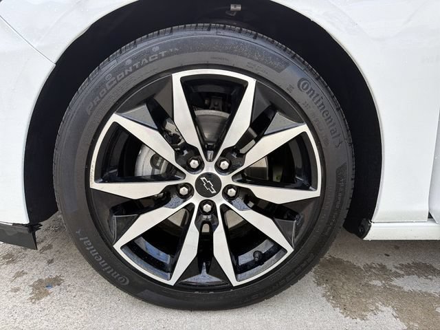 Used 2023 Chevrolet Malibu RS FWD image 12