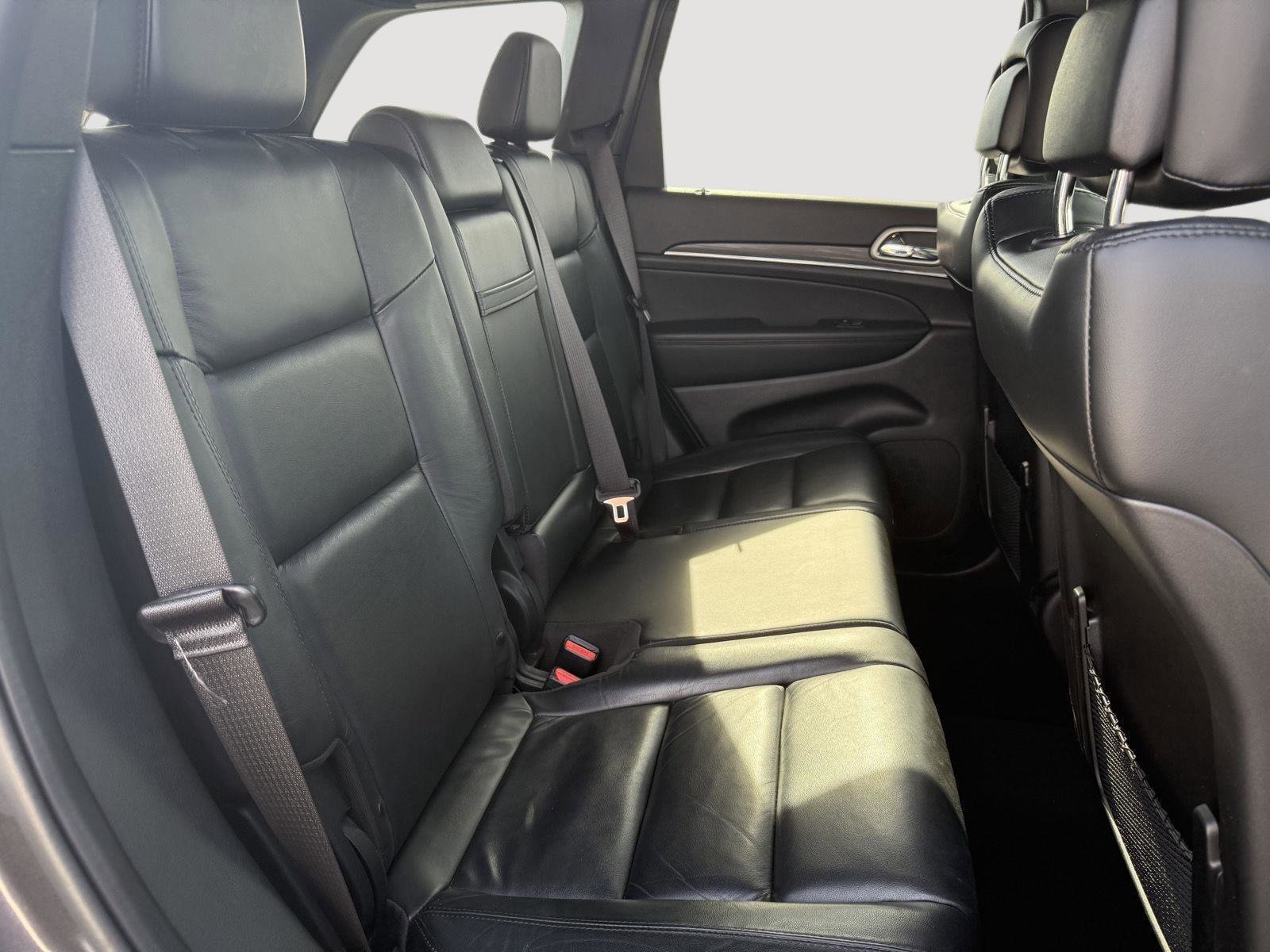 Used 2021 Jeep Grand Cherokee Limited image 25