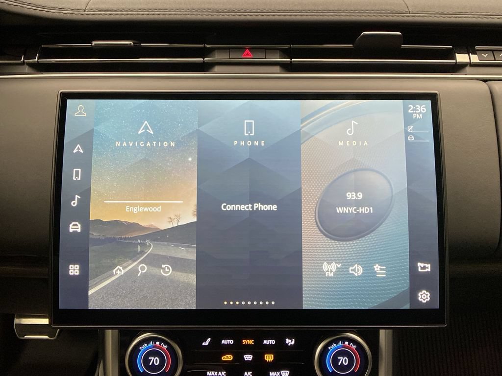Certified 2023 Land Rover Range Rover SE AWD/4WD image 19