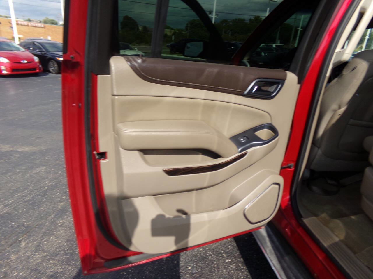 Used 2015 GMC Yukon XL SLE w/ Convenience Package image 13