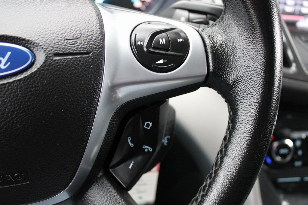 Used 2013 Ford Escape SEL image 29