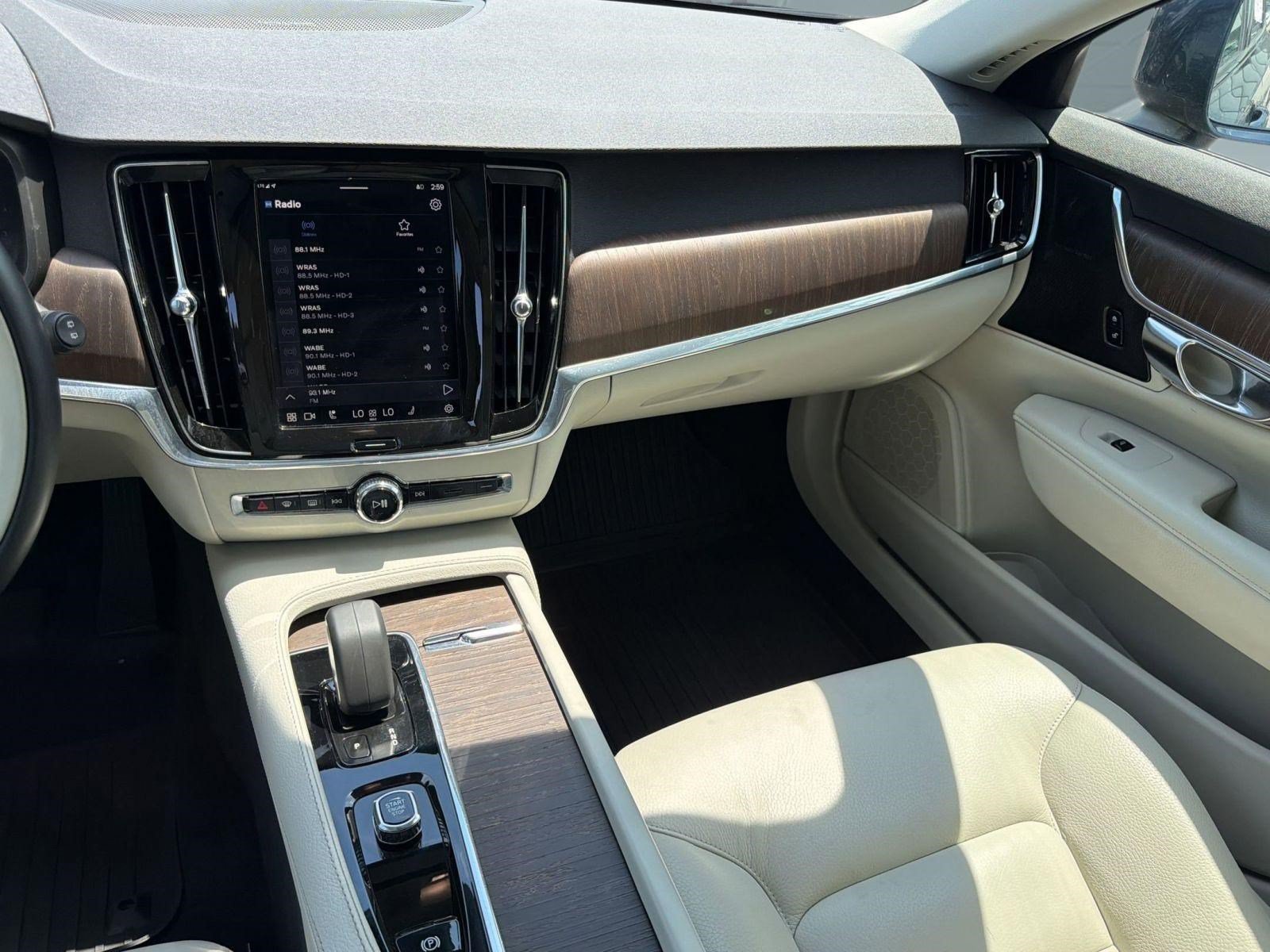 Certified 2022 Volvo V90 B6 Cross Country w/ Advanced Package AWD/4WD image 27