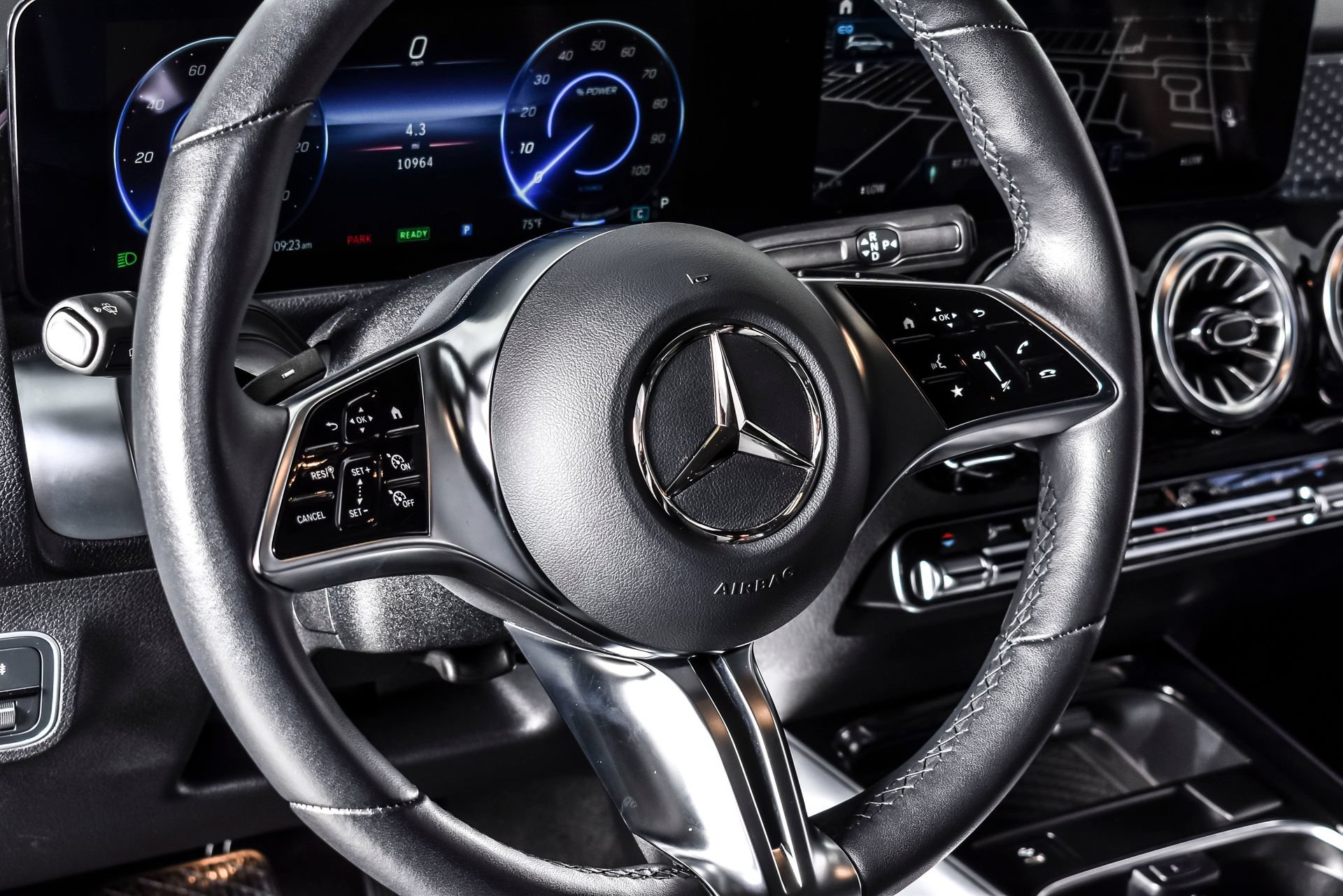 Used 2024 Mercedes-Benz EQB 350 4MATIC SUV w/ Winter Package image 19
