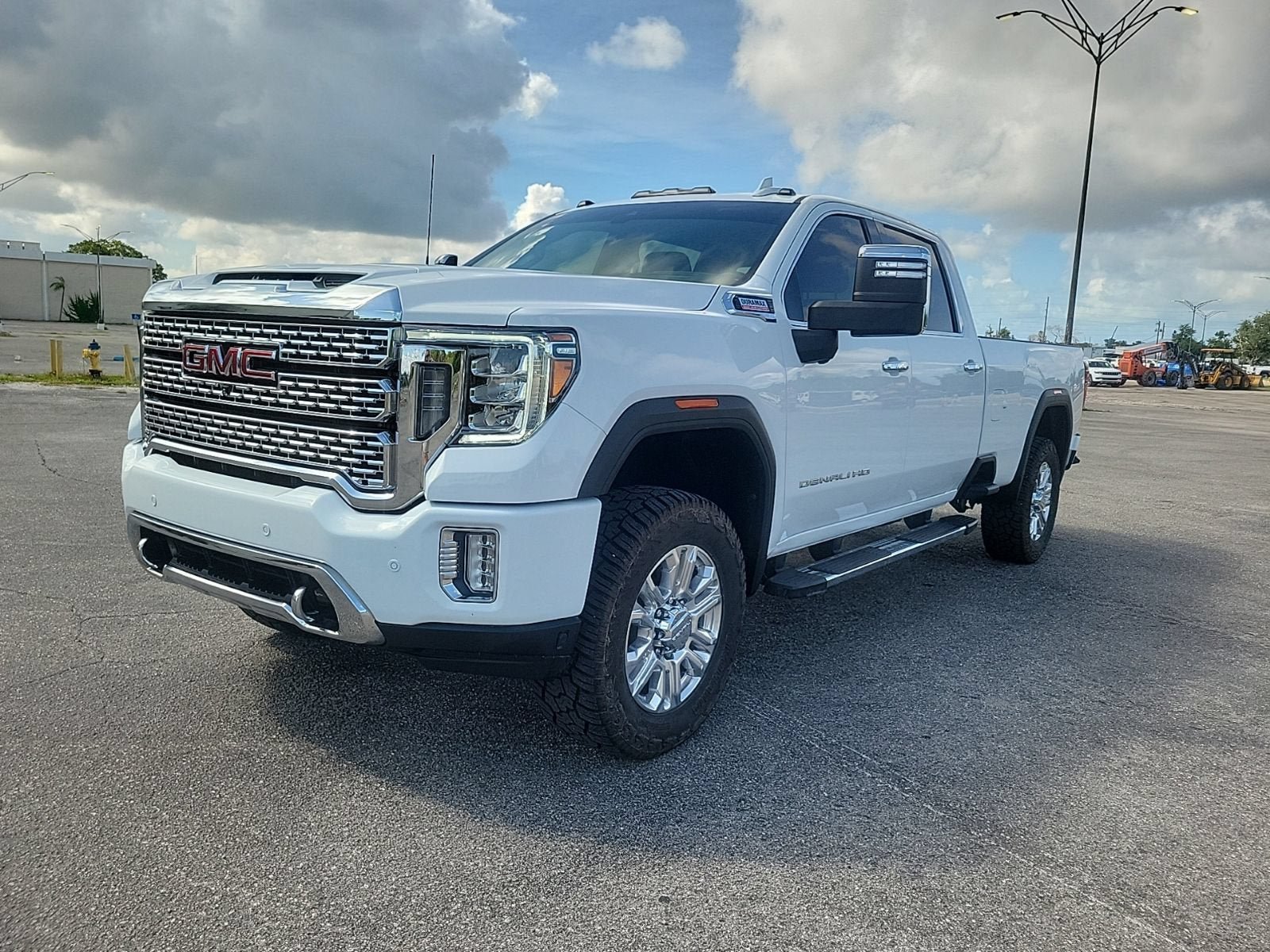 Used 2021 GMC Sierra 3500 Denali w/ Denali Ultimate Package AWD/4WD video 2