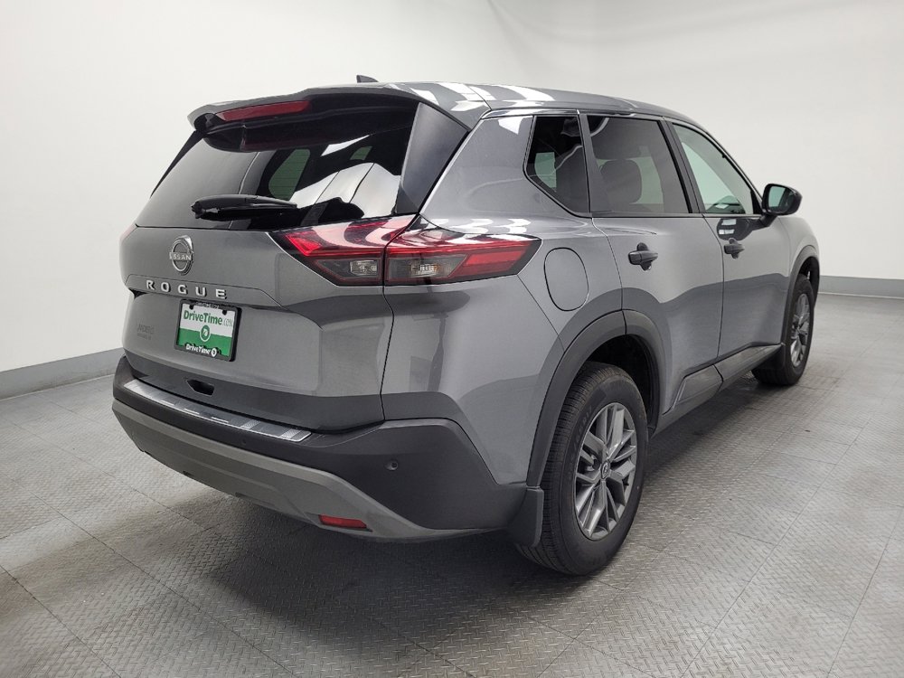 Used 2023 Nissan Rogue S image 9