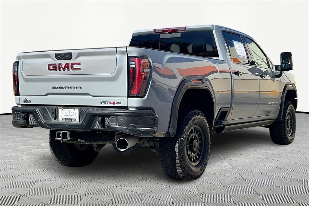 Used 2024 GMC Sierra 2500 AT4X w/ AT4X AEV Edition image 2