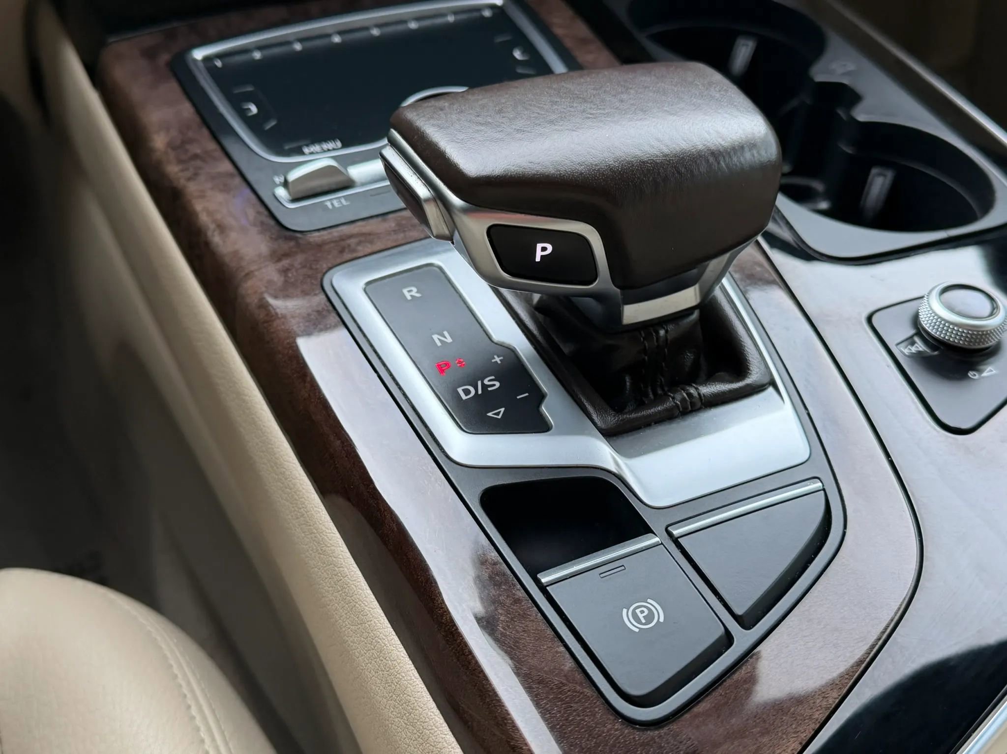 Used 2018 Audi Q7 3.0T Prestige w/ Prestige Package AWD/4WD image 20