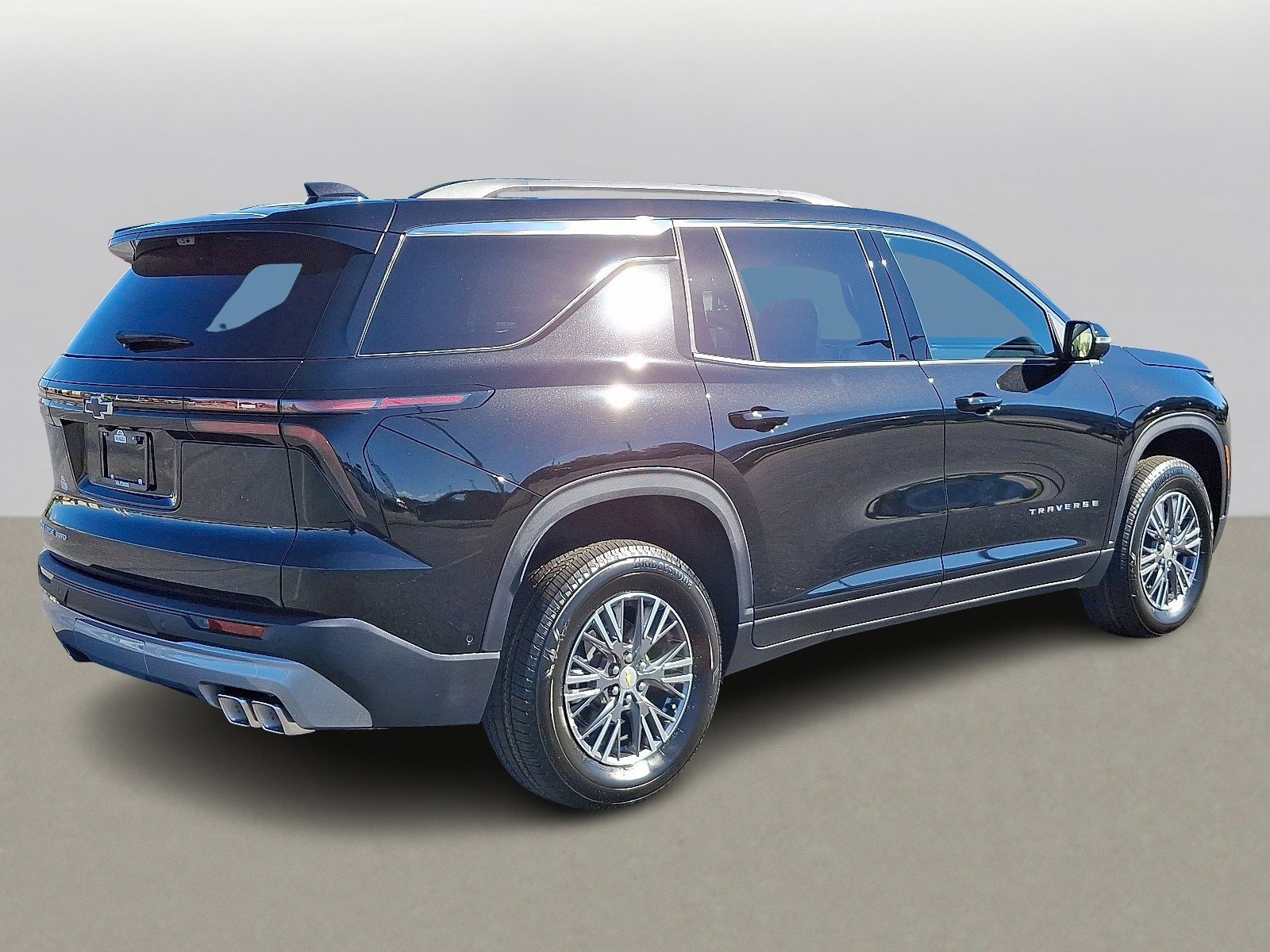 New 2026 Chevrolet Traverse LT w/ Enhanced Driving Package image 3