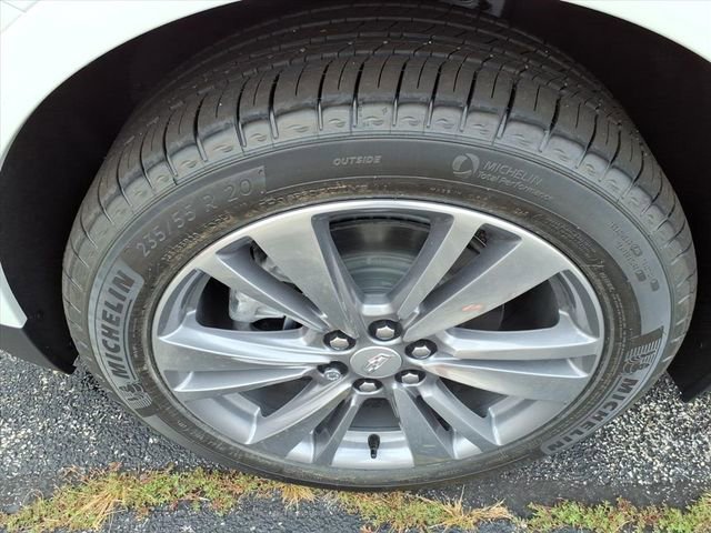 New 2025 Cadillac XT5 Premium Luxury image 12