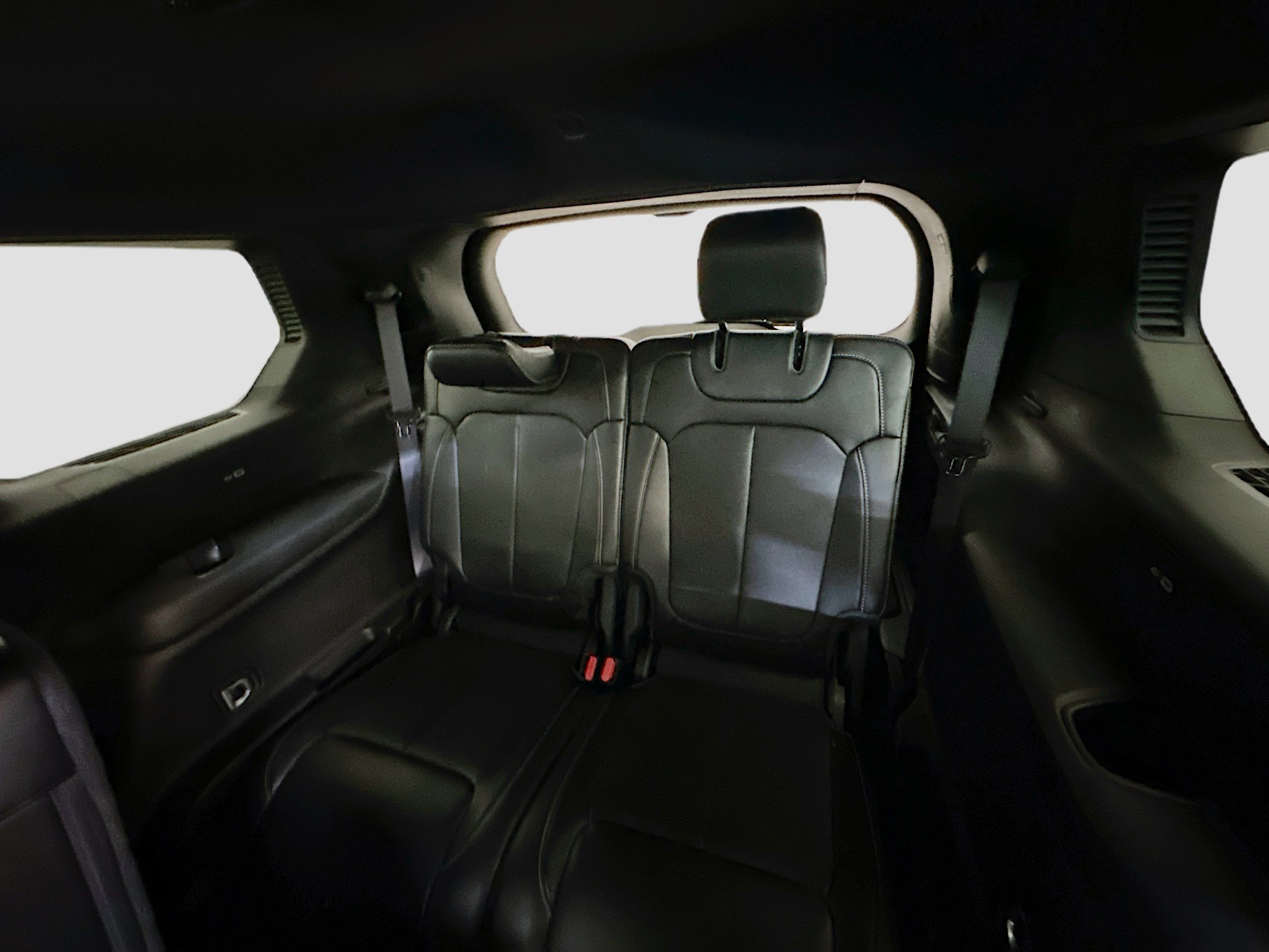 Used 2024 Jeep Grand Cherokee L Limited w/ Luxury Tech Group II image 31