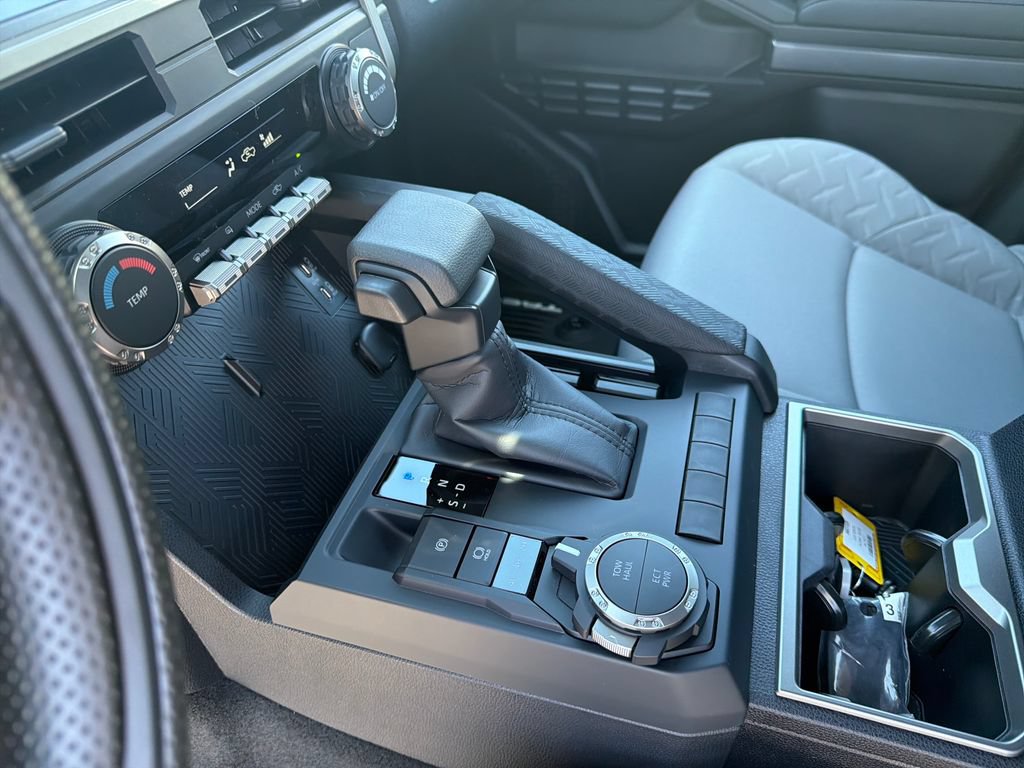 New 2026 Toyota Tacoma SR5 AWD/4WD image 25