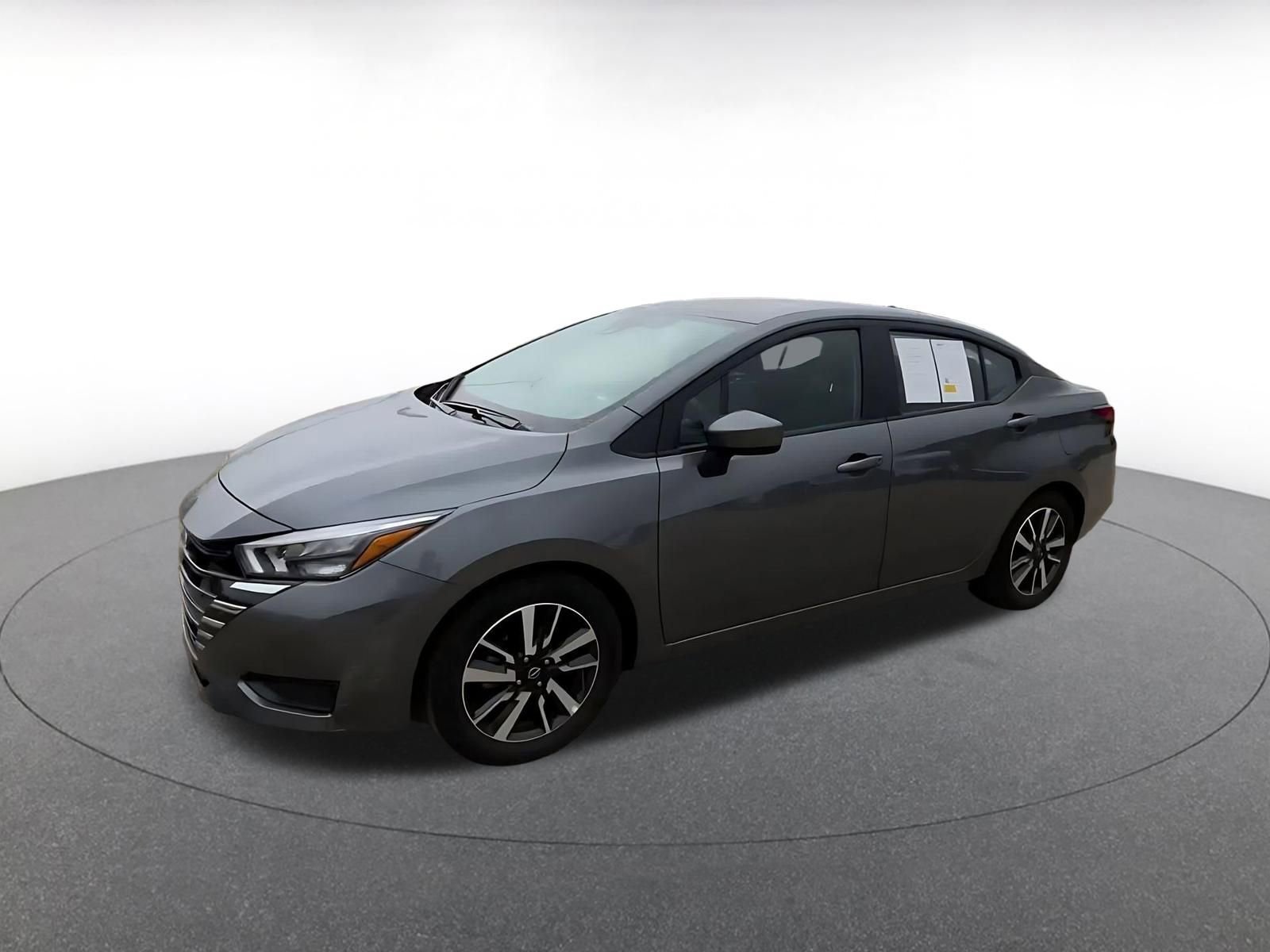 Used 2025 Nissan Versa SV FWD image 8