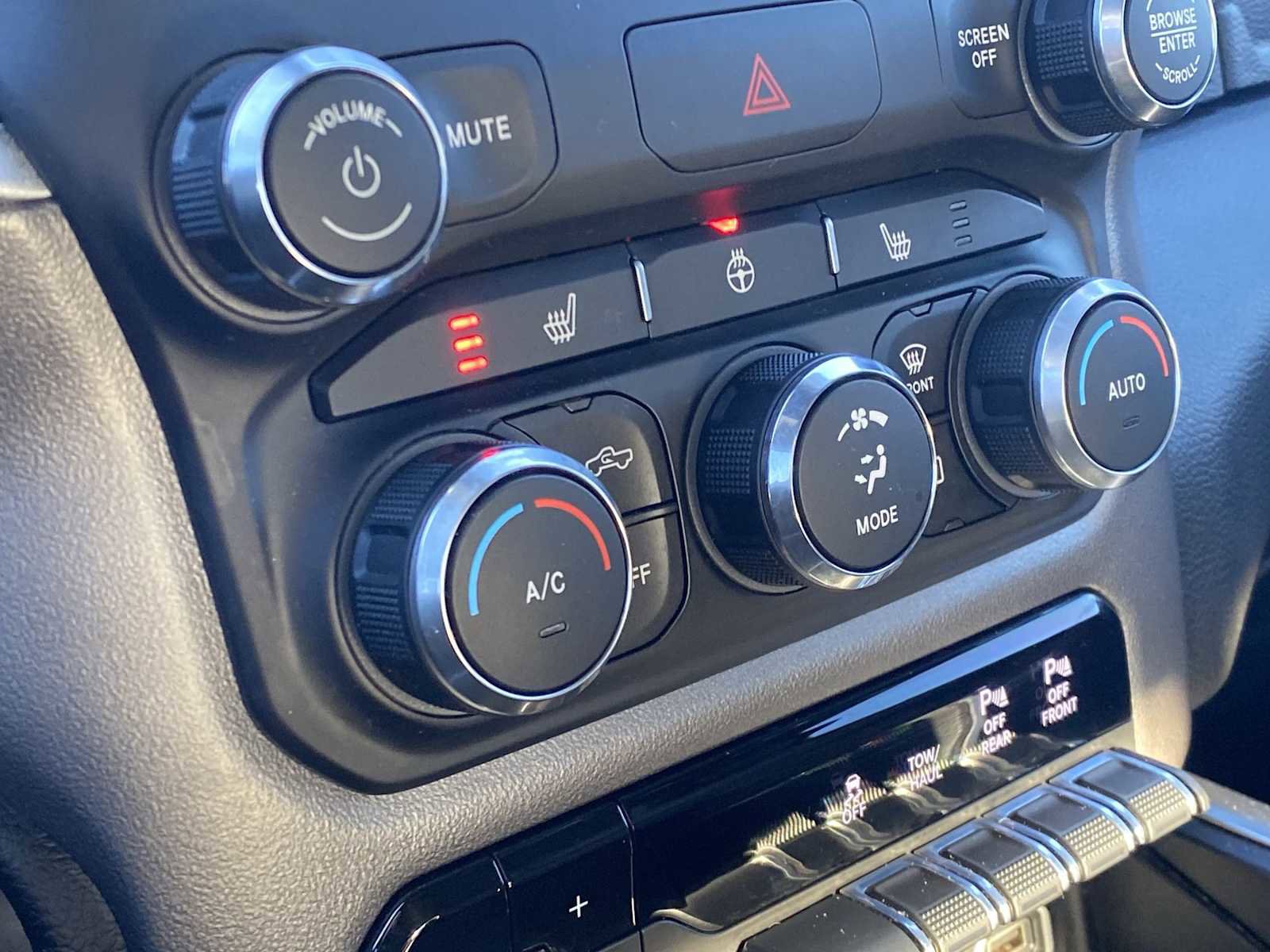 Certified 2019 RAM 1500 Big Horn image 26