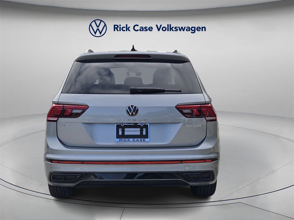 Used 2022 Volkswagen Tiguan SE R-Line image 5