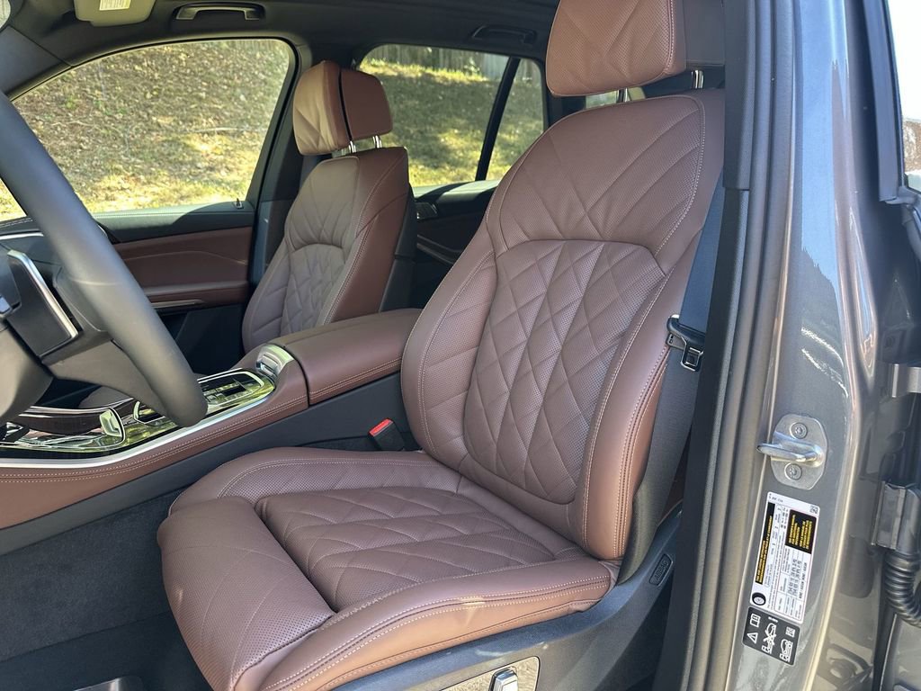 New 2026 BMW X5 xDrive40i AWD/4WD image 13