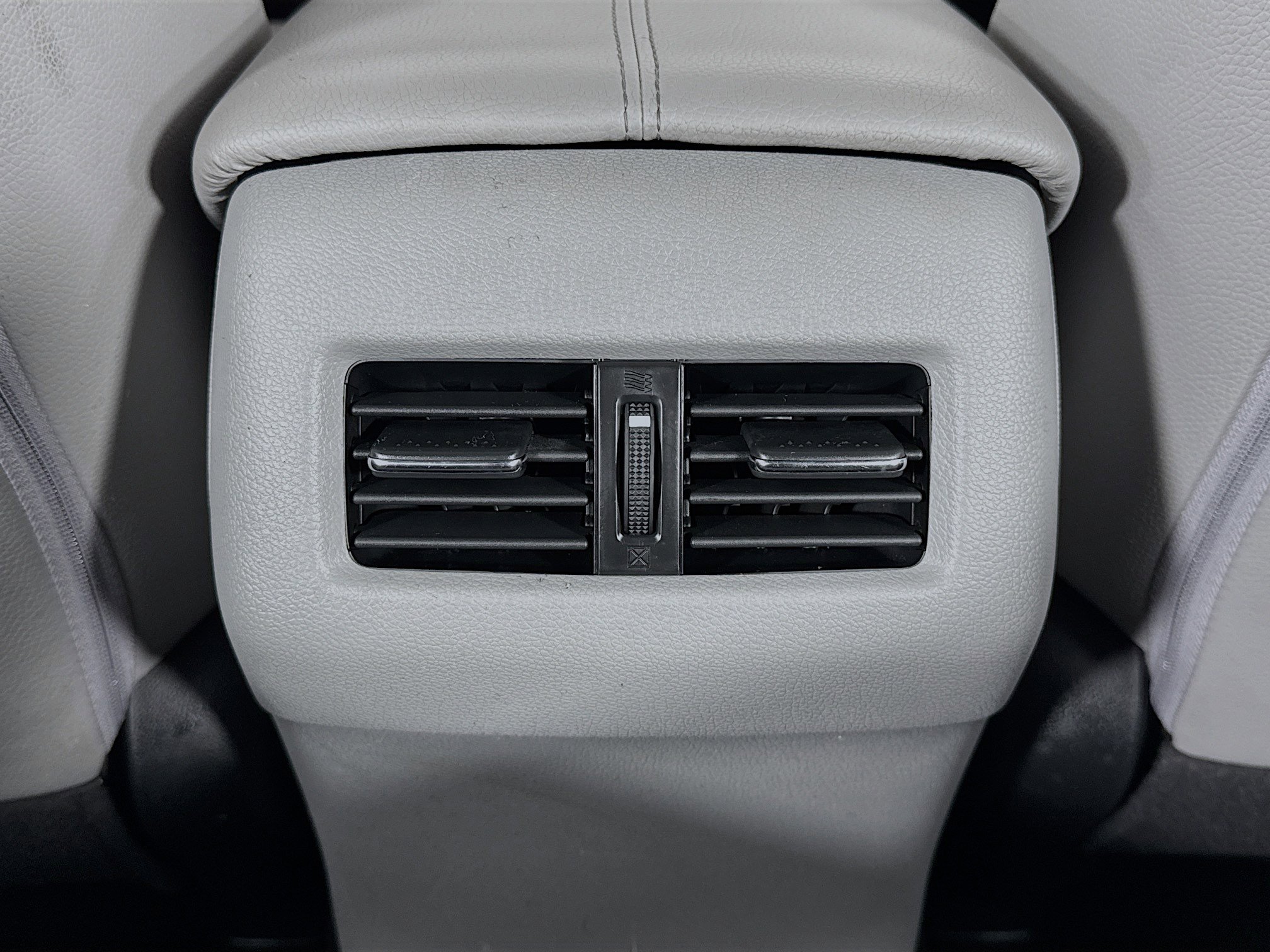 Used 2015 Honda Accord EX-L image 25