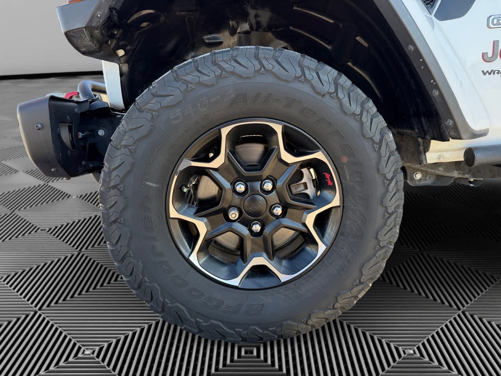 Used 2020 Jeep Wrangler Unlimited Rubicon w/ Quick Order Package 28Y Recon image 9