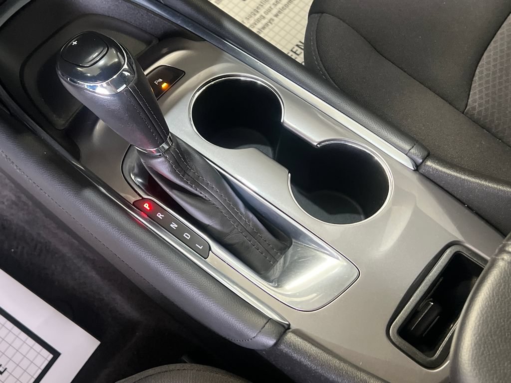 Used 2018 Chevrolet Malibu LT w/ Driver Confidence Package FWD image 31