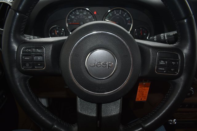 Used 2016 Jeep Wrangler Unlimited Sahara w/ Dual Top Group image 16