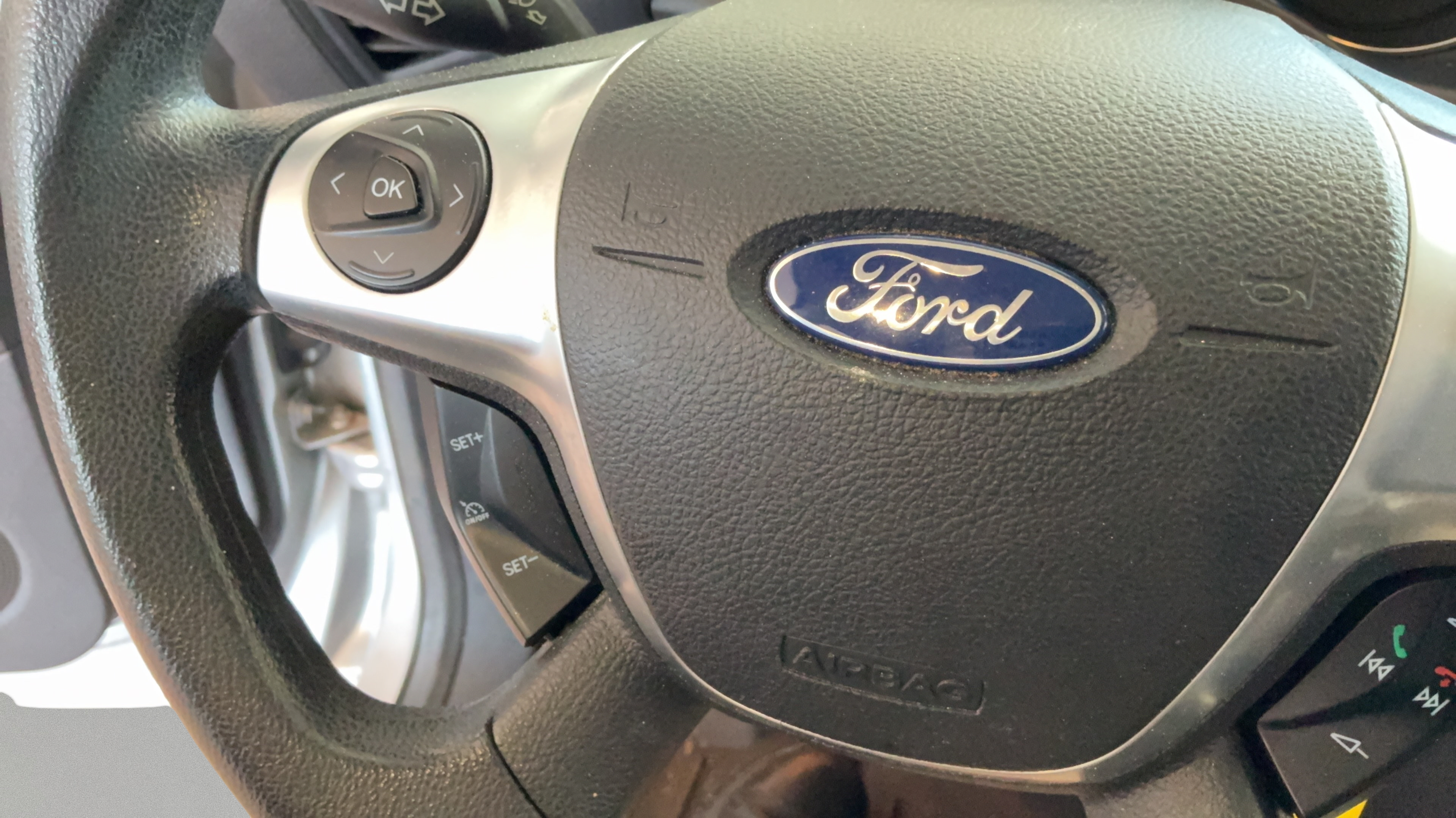 Used 2014 Ford Escape SE FWD image 15
