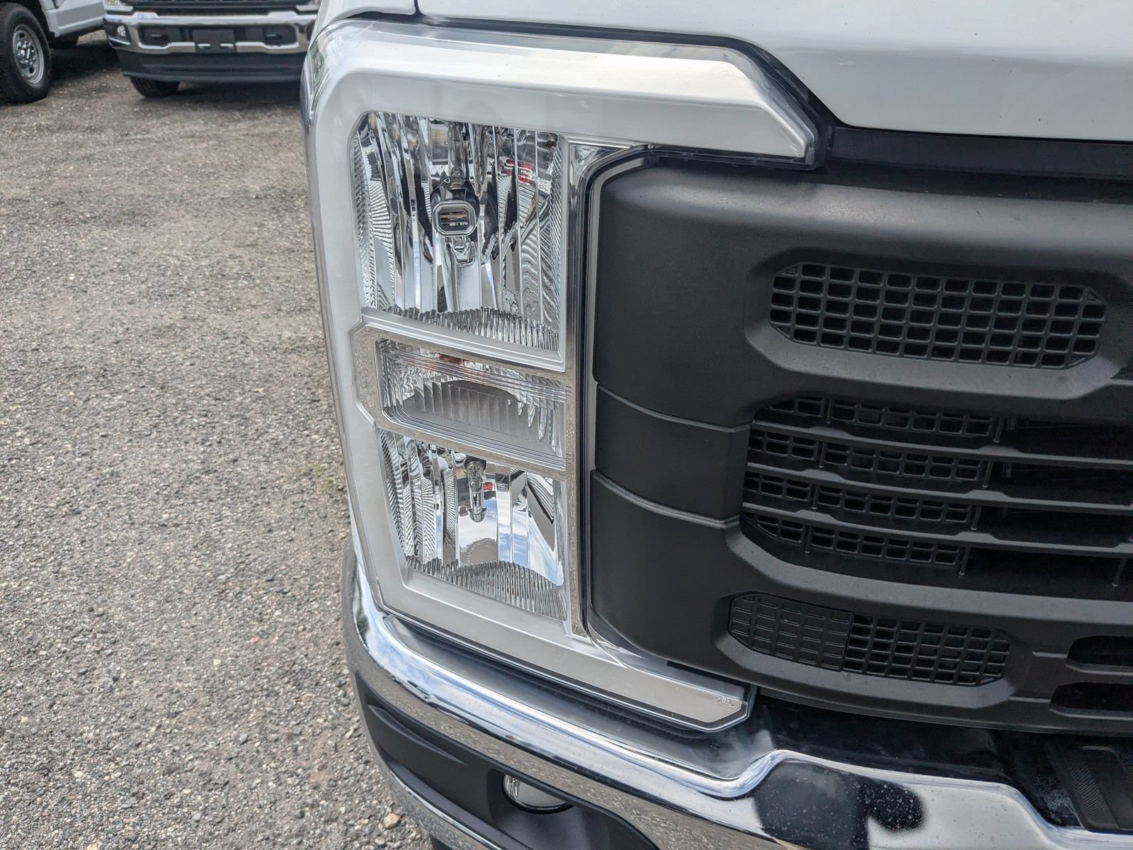 New 2026 Ford F250 XL w/ XL Chrome Package AWD/4WD image 10