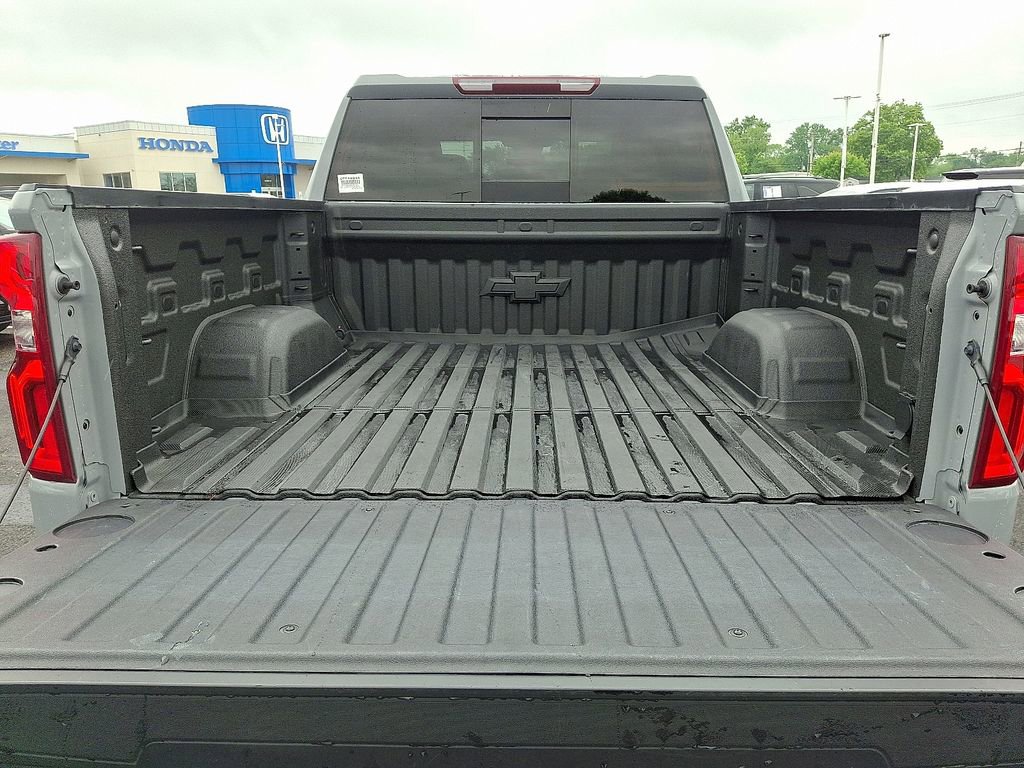 Used 2024 Chevrolet Silverado 1500 RST w/ Convenience Package II AWD/4WD image 30