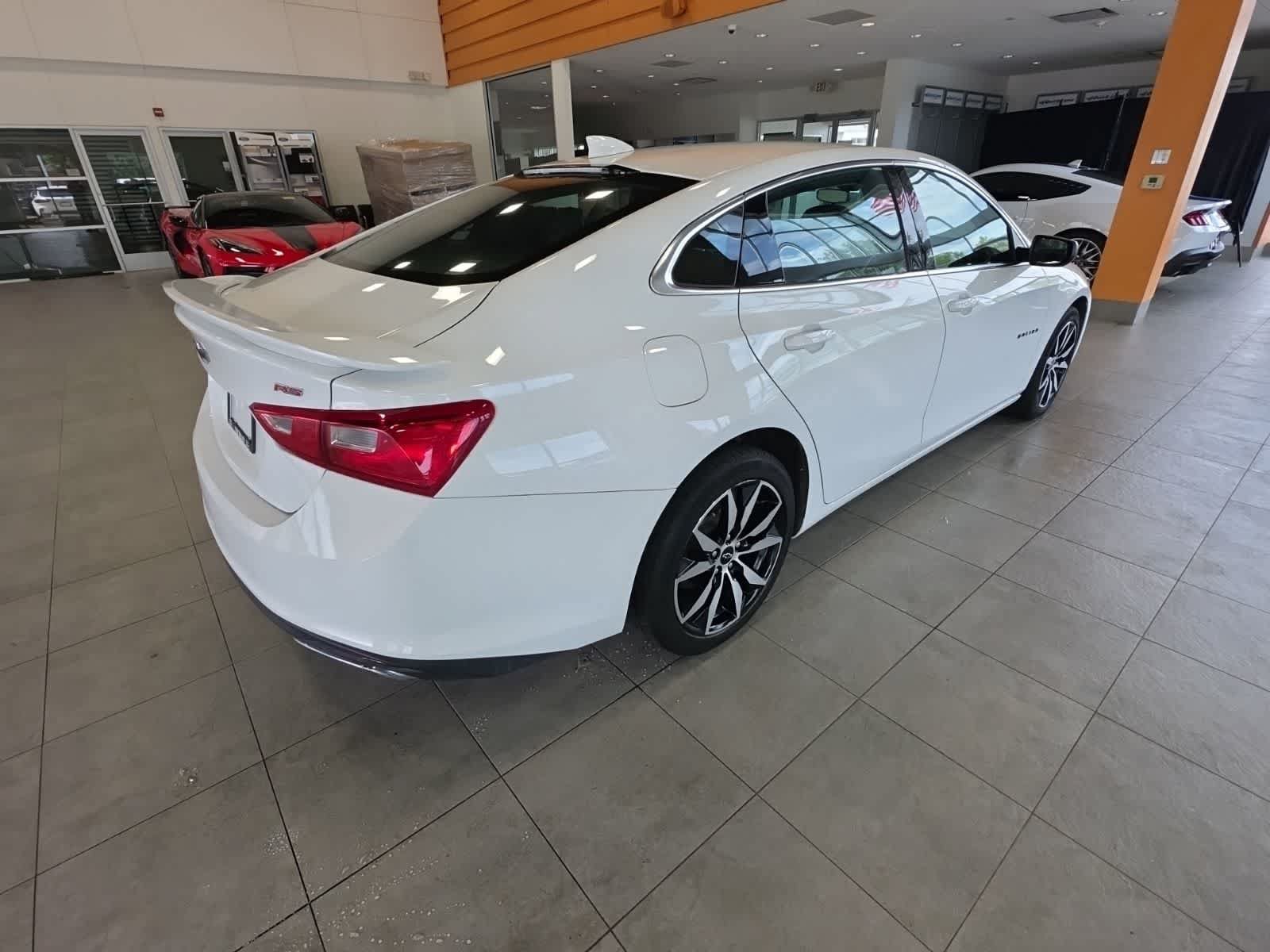 Used 2022 Chevrolet Malibu RS FWD image 7