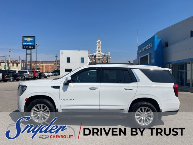 Used 2023 GMC Yukon SLT w/ SLT Luxury Package