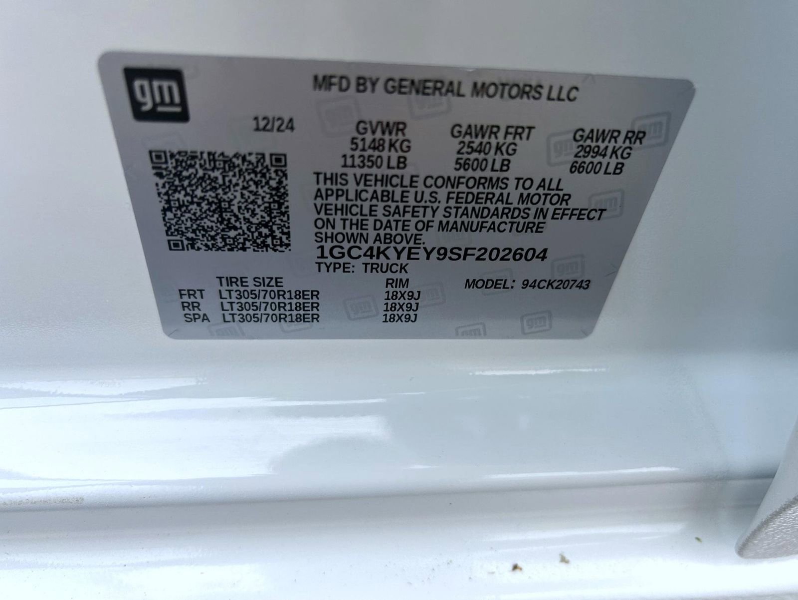 Certified 2025 Chevrolet Silverado 2500 ZR2 w/ LPO, Dark Essentials Package image 25