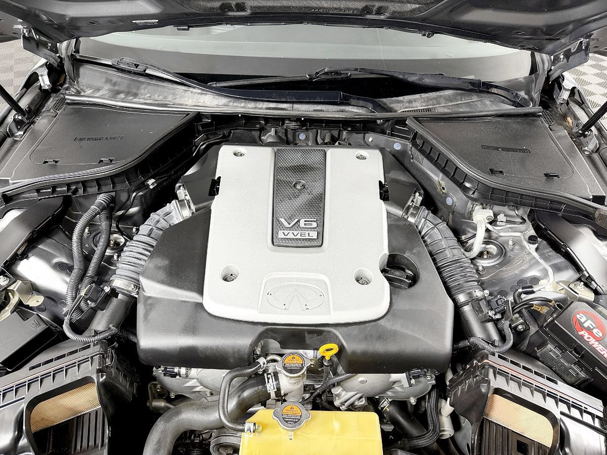 Used 2015 INFINITI Q50 w/ Deluxe Touring Package RWD image 20